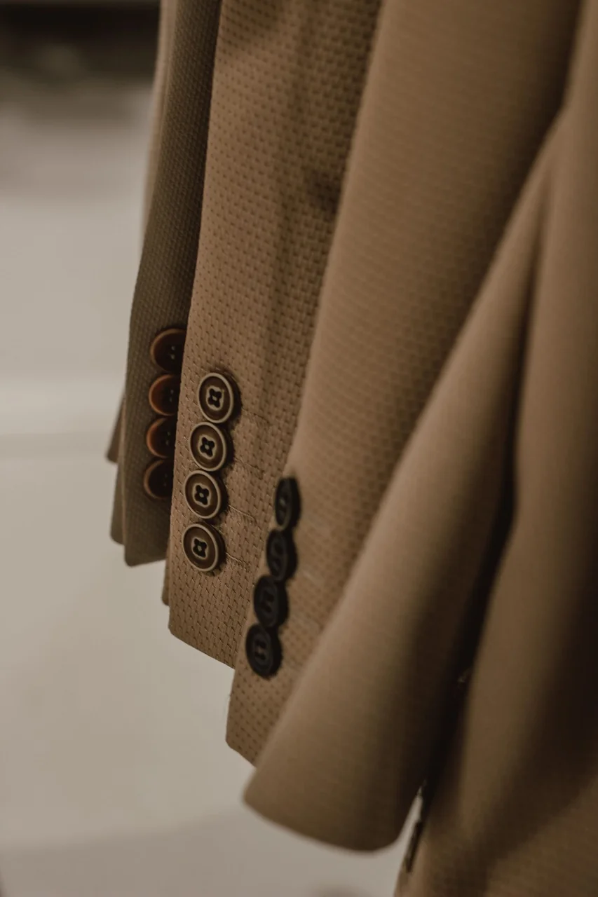 Beige Sakkos